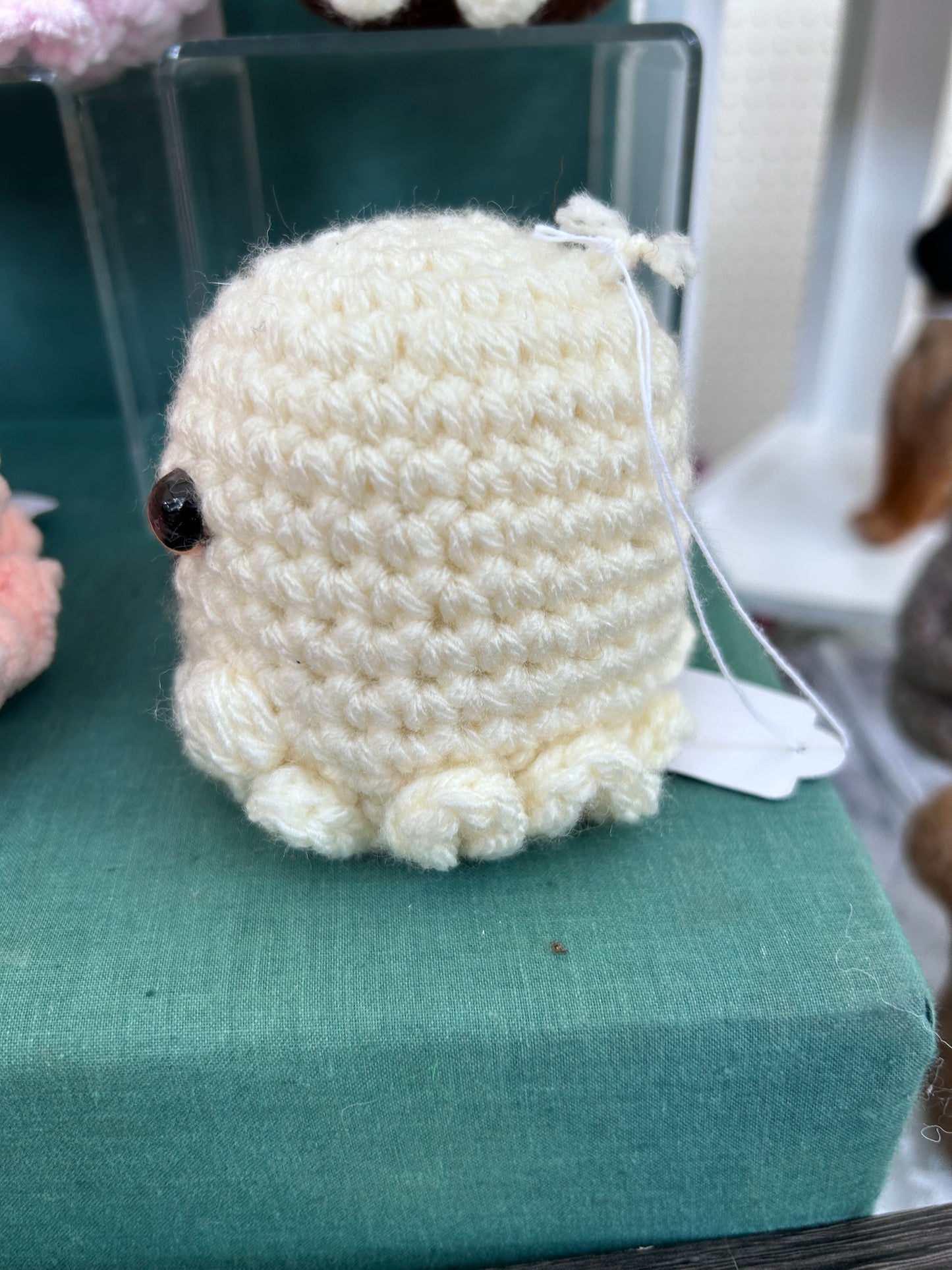 Small Cream Halloween Ghost