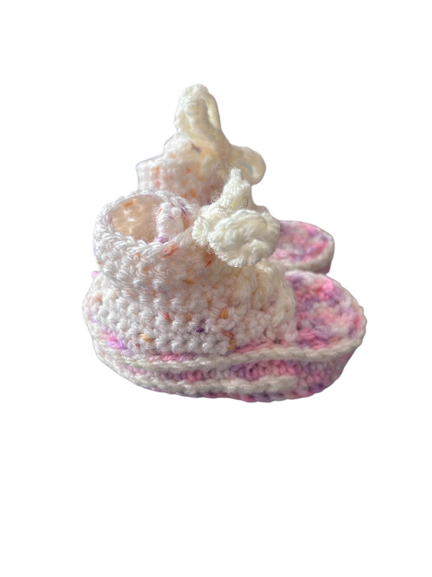 Handmade crochet babies booties size 0 to 3 months old