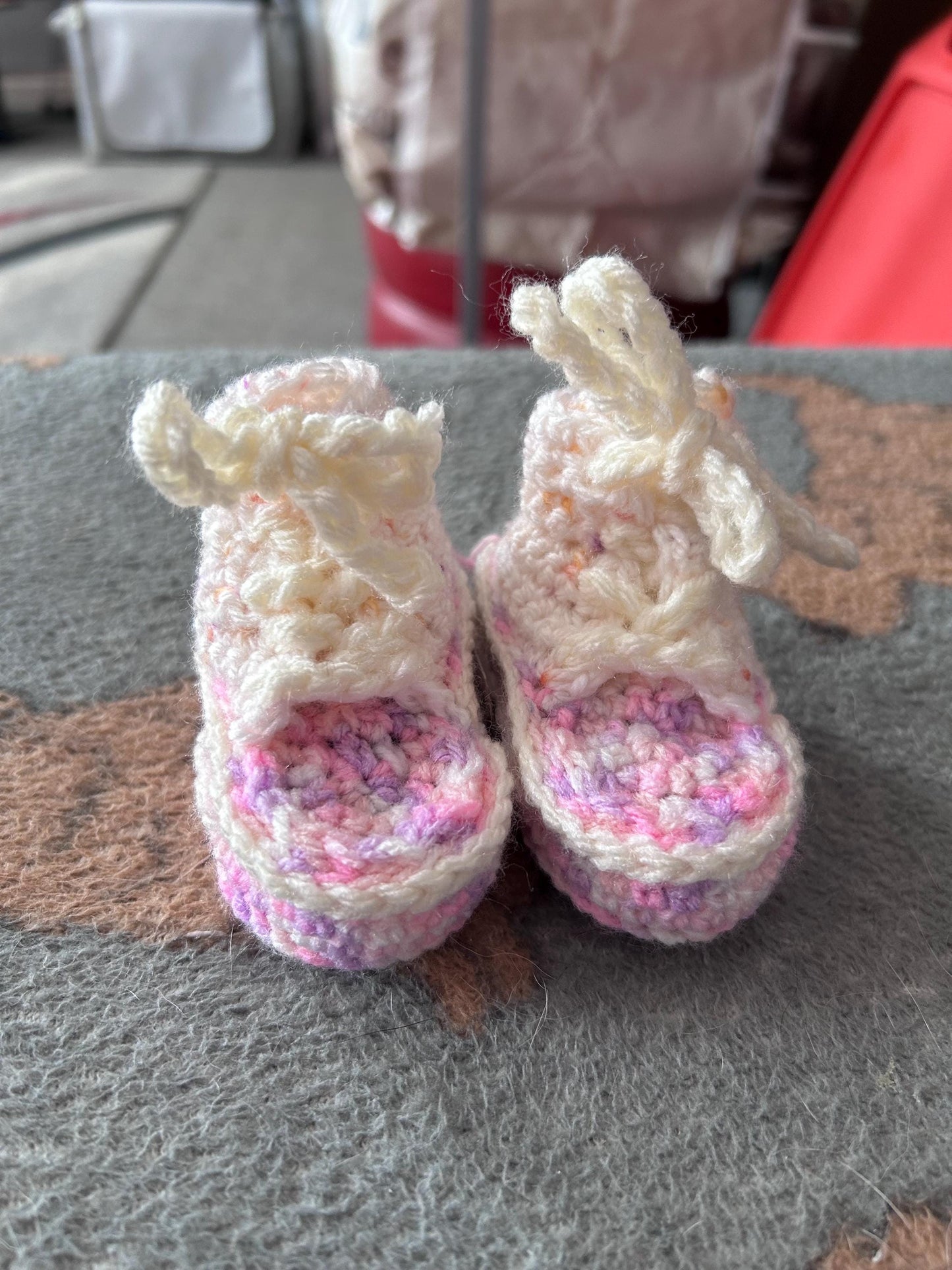 Handmade crochet babies booties size 0 to 3 months old