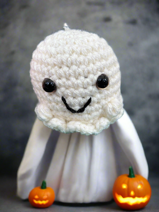 Small Cream Halloween Ghost